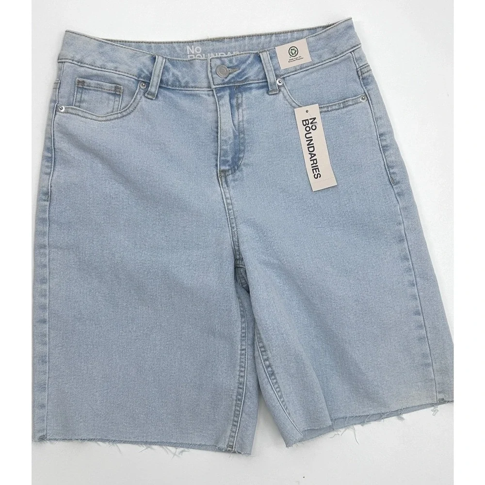 Womens Light Wash Denim Bermuda Jorts Size 4 Frayed Festival Grunge Y2K 90s